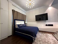 Kew Gate (D16), Terrace #501794401